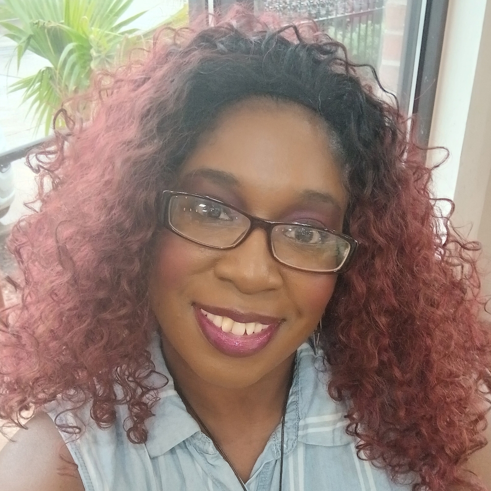 Meet your Posher, Adis livinlife